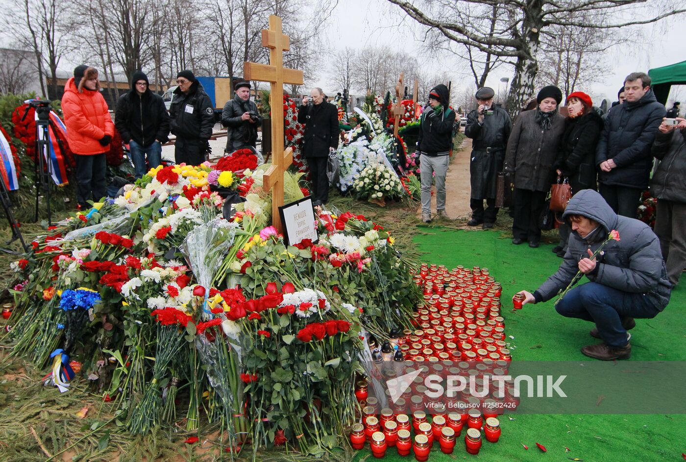 Paying last respects to politician Boris Nemtsov in Moscow