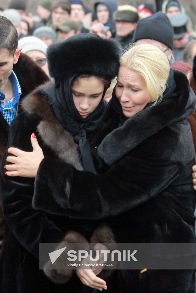 Paying last respects to politician Boris Nemtsov in Moscow