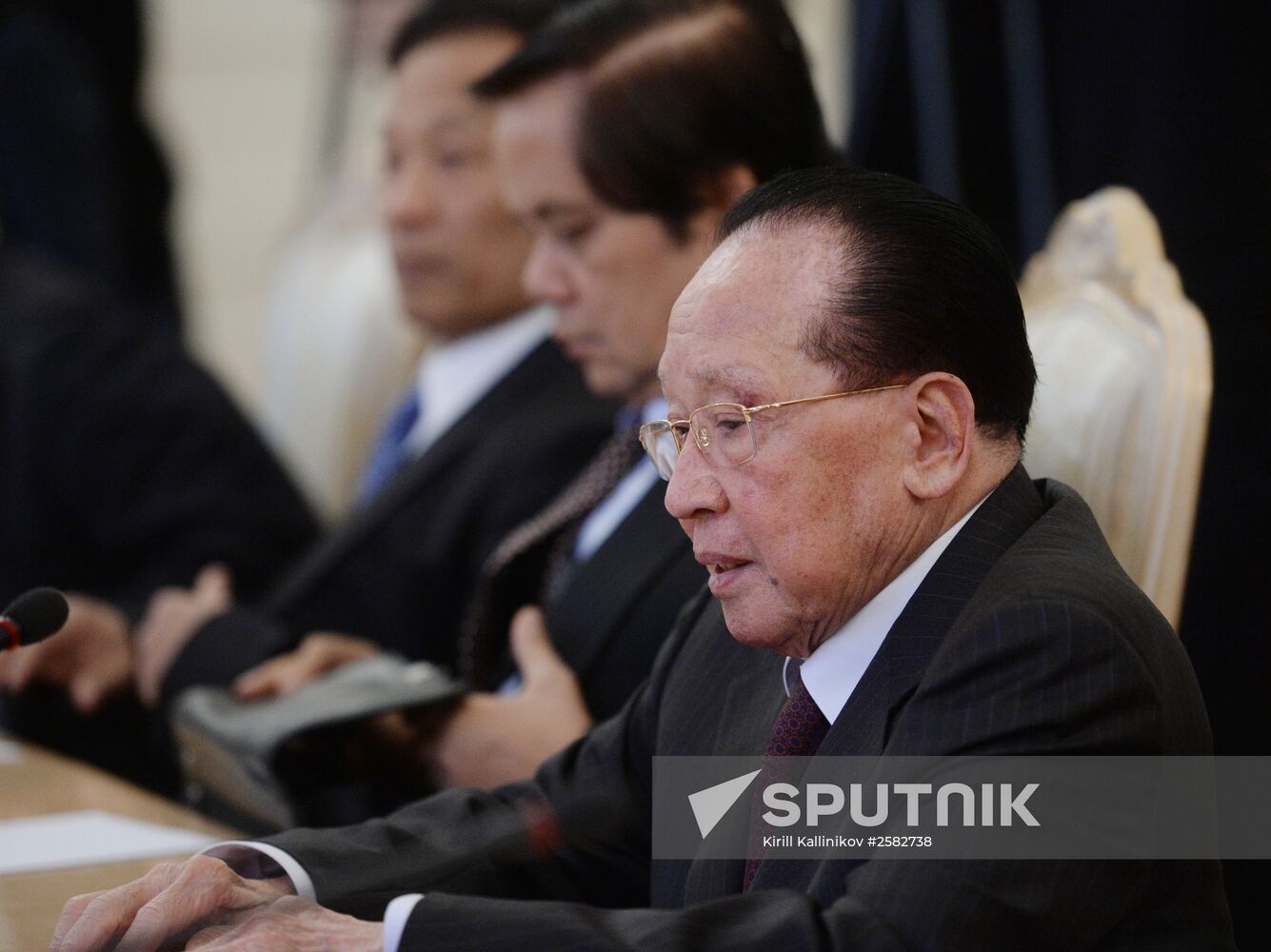 Foreign Minister Sergey Lavrov meets with Foreign Minister of Cambodia Hor Namhong