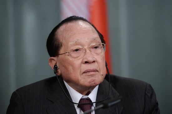 Foreign Minister Sergey Lavrov meets with Foreign Minister of Cambodia Hor Namhong