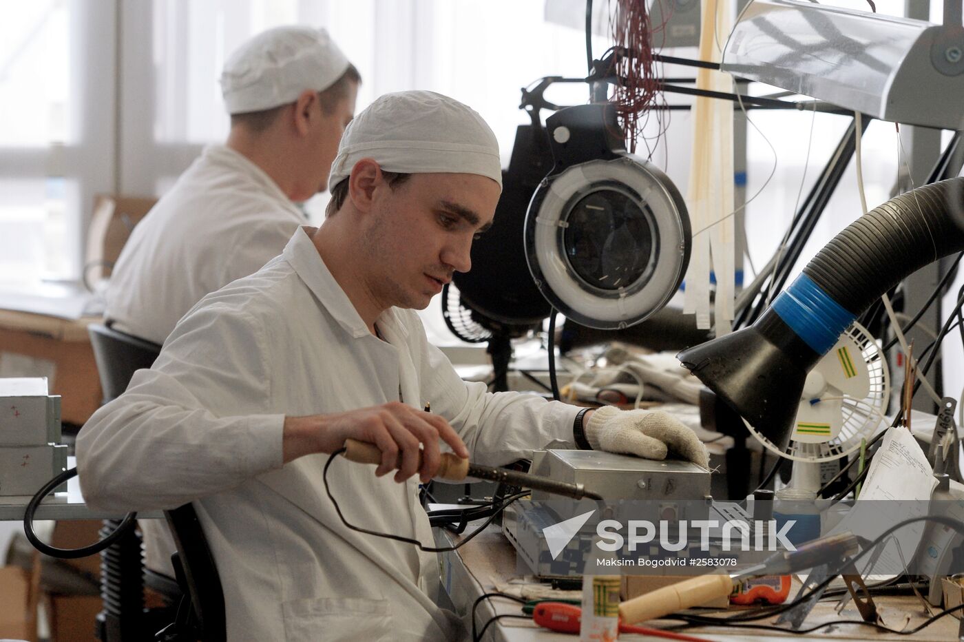 Kazan Optical-Mechanical Plant (KOMZ)