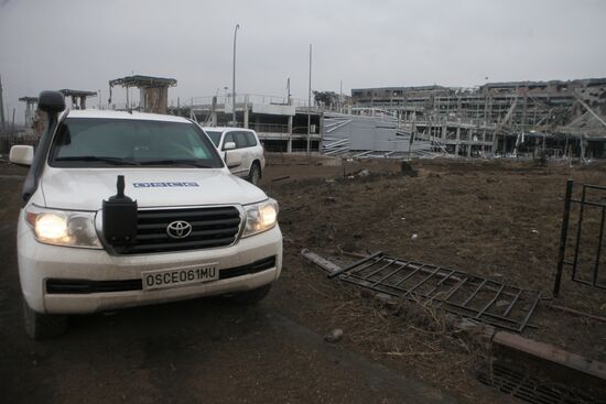 OSCE mission representatives visit Donetsk