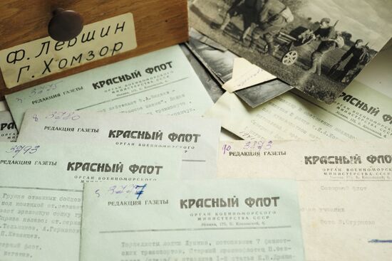 Photos and publications of Red Star newspaper during Great Patritotic War