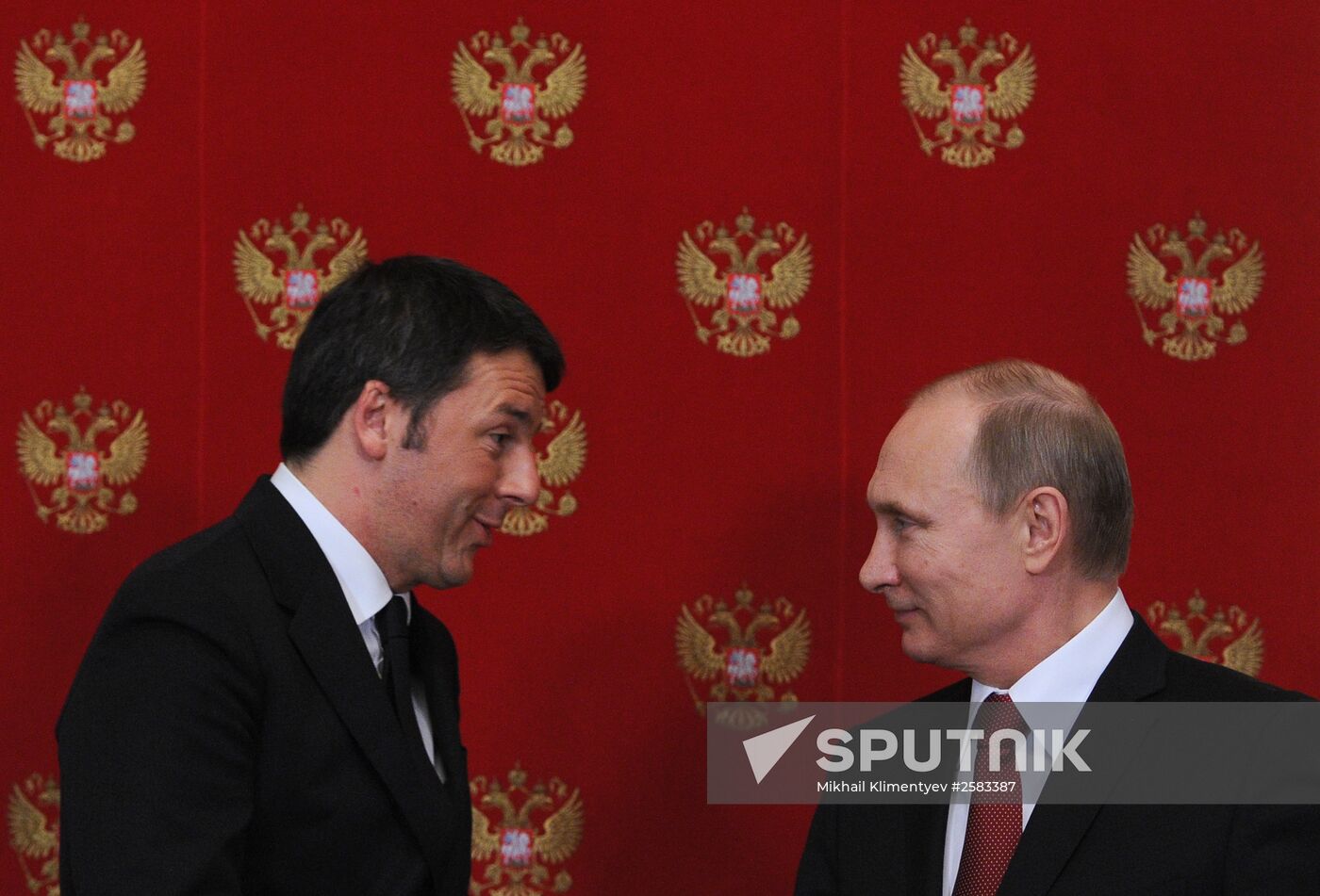 President Putin meets with Italian Prime Minister Matteo Renzi