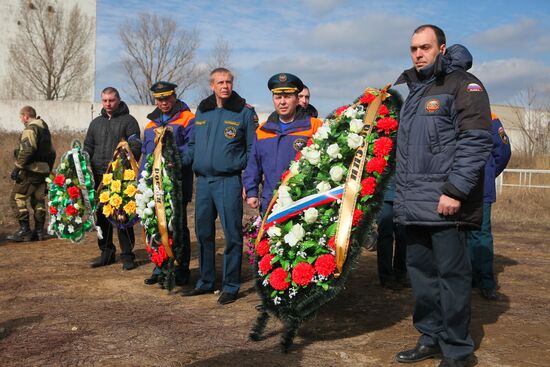 Miners who died in Zasyadko coal mine blast are buried in Donetsk