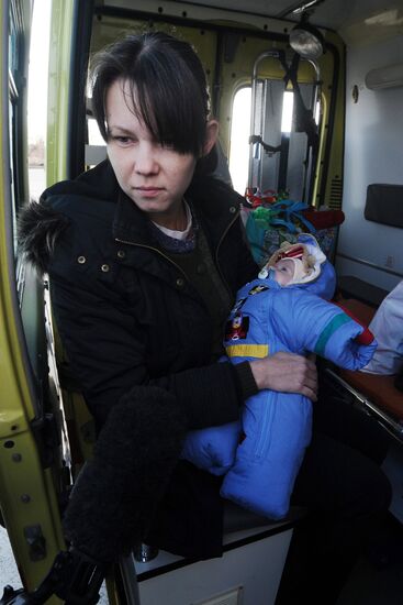 Emergencies Ministry charter plane delivers cured Donbas children to Rostov-on-Don