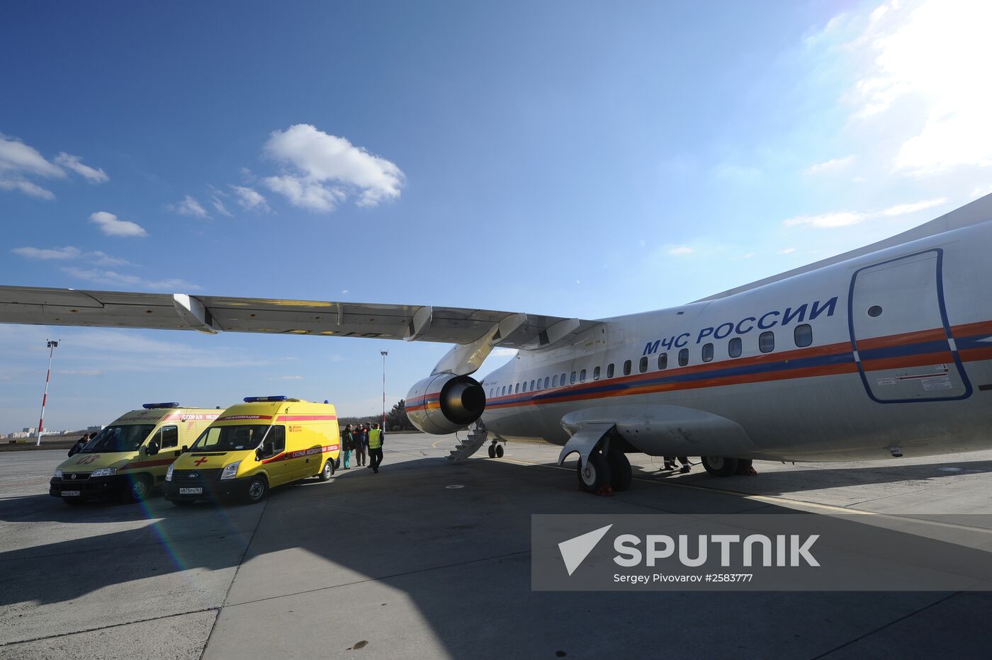 Emergencies Ministry charter plane delivers cured Donbas children to Rostov-on-Don