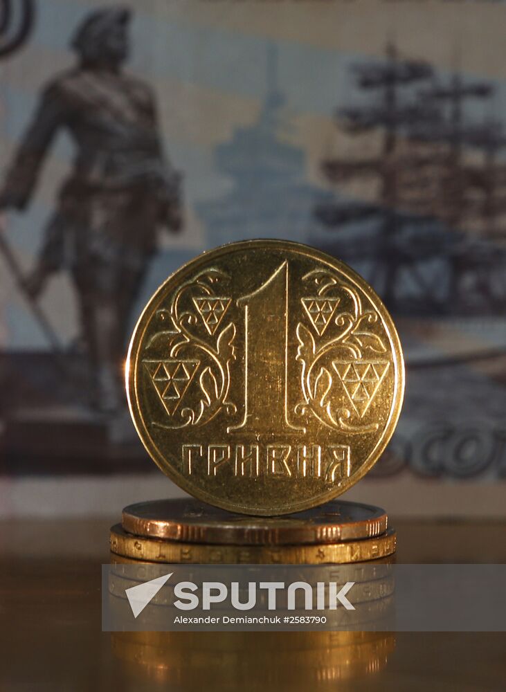 Russian and Ukrainian bills and coins