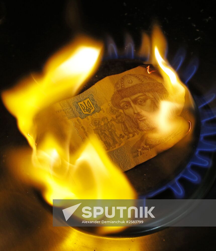 Russian and Ukrainian bills and coins