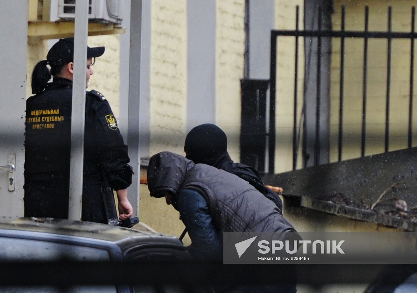 Individuals suspected of murdering Boris Nemtsov delivered to Basmanny Court