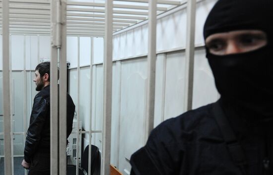 Suspects in murder of Boris Nemtsov delivered to Basmanny Court