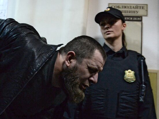 Suspects in murder of Boris Nemtsov delivered to Basmanny Court