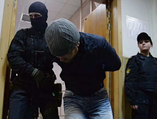 Suspects in murder of Boris Nemtsov delivered to Basmanny Court