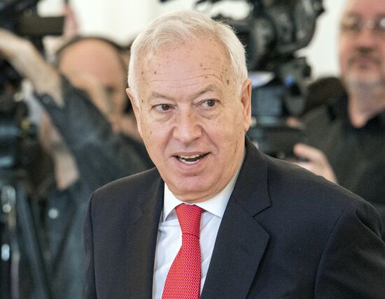 Russian Foreign Minister Sergey Lavrov meets with Spanish Foreign Minister Jose Manuel Garcia-Margallo