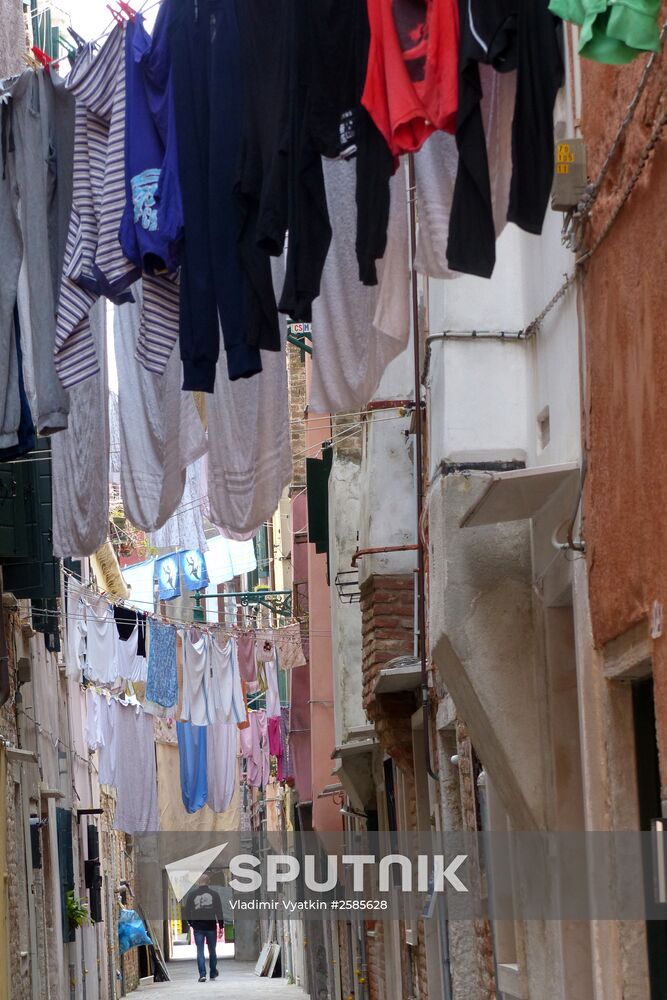 Cities of the world. Venice