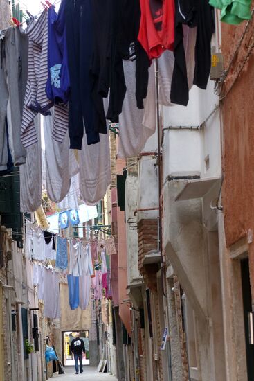 Cities of the world. Venice