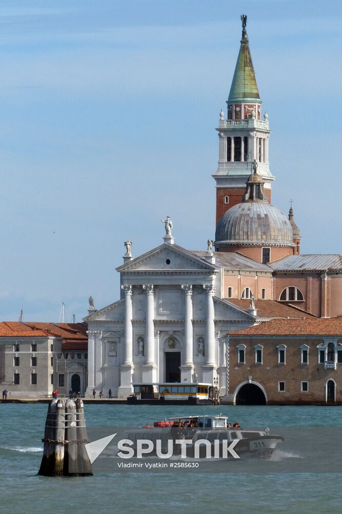 Cities of the world. Venice
