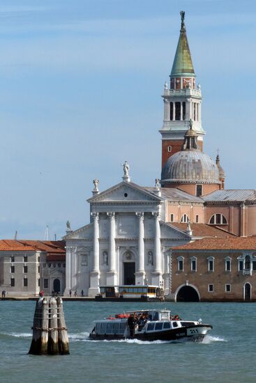 Cities of the world. Venice