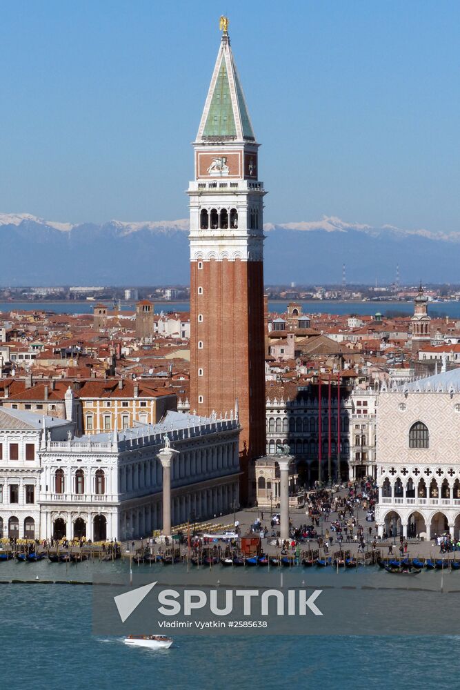 Cities of the world. Venice