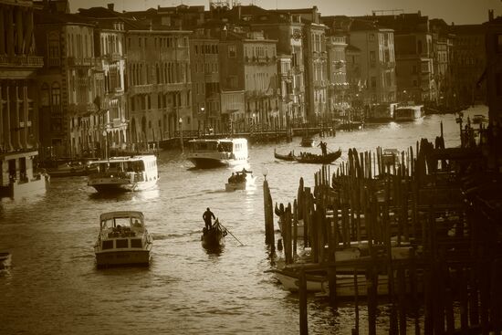 Cities of the world. Venice