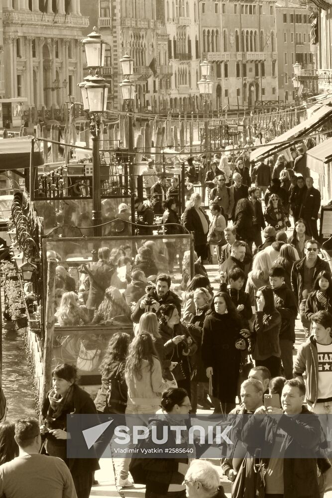 Cities of the world. Venice