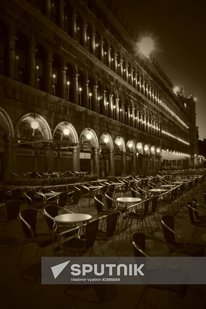Cities of the world. Venice
