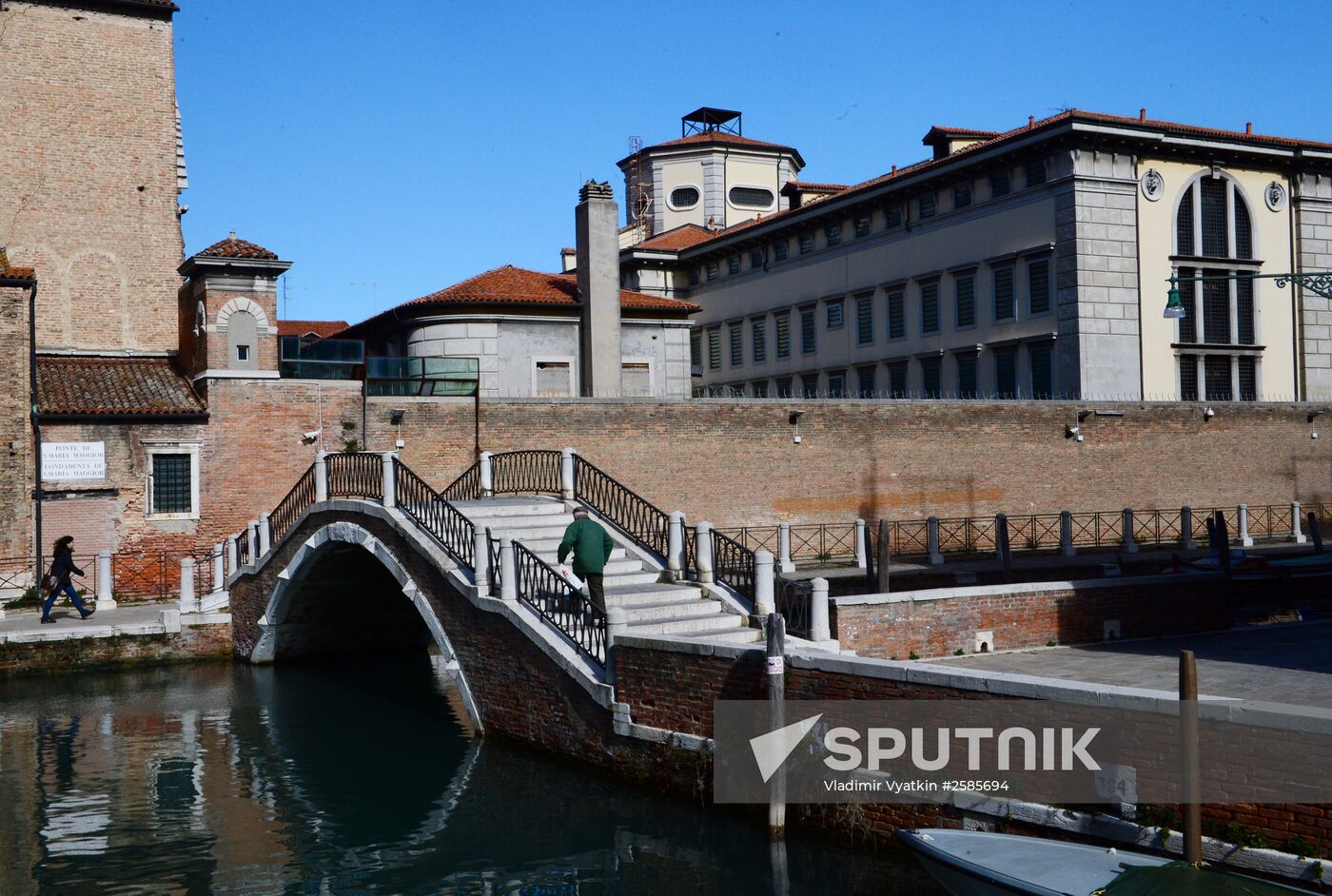 Cities of the world. Venice
