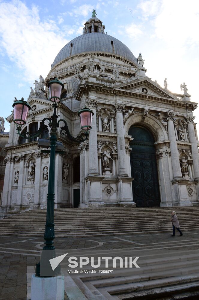 Cities of the world. Venice