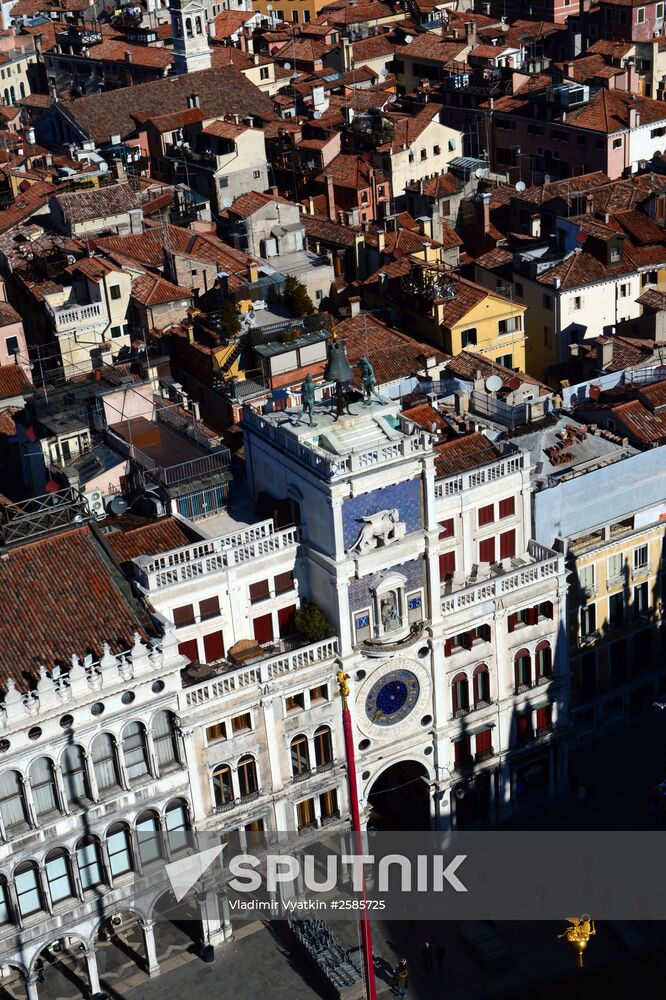 Cities of the world. Venice