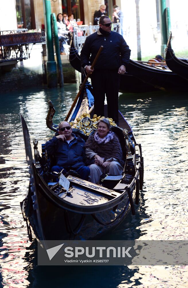 Cities of the world. Venice