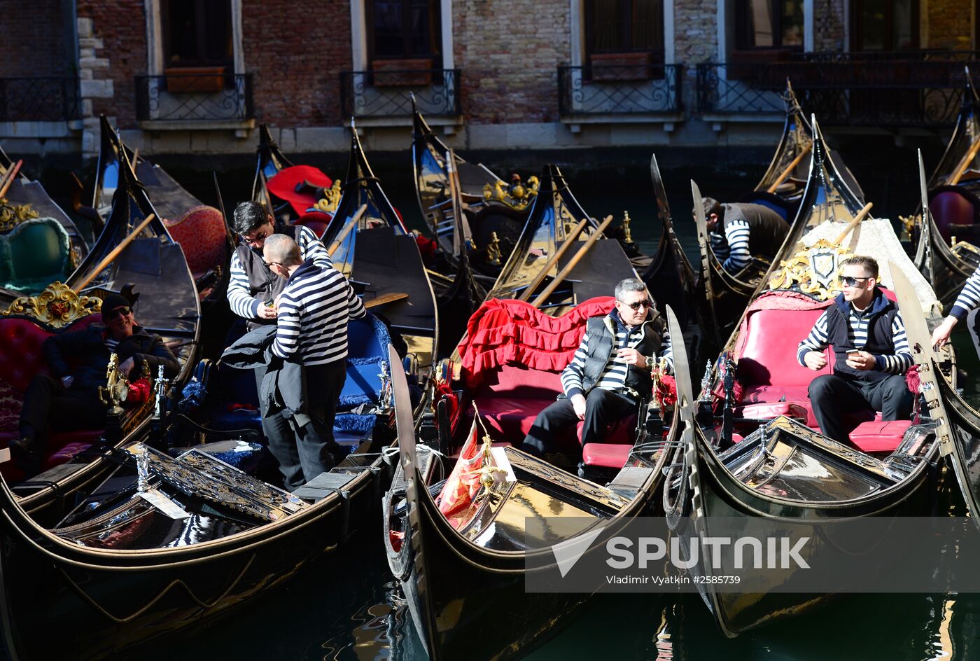 Cities of the world. Venice