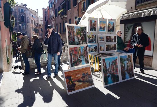 Cities of the world. Venice