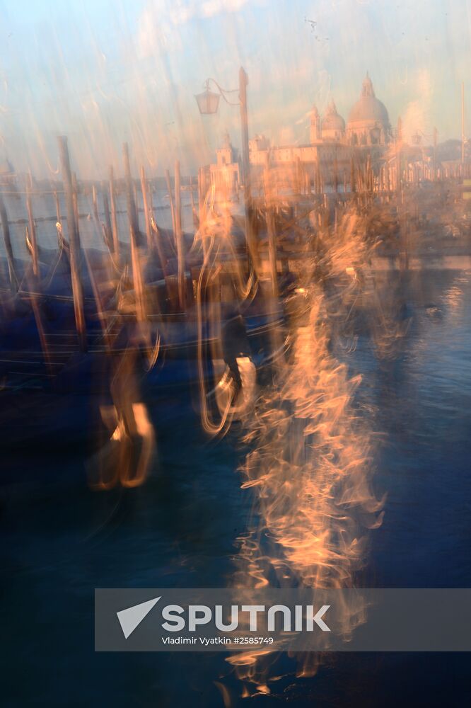 Cities of the world. Venice