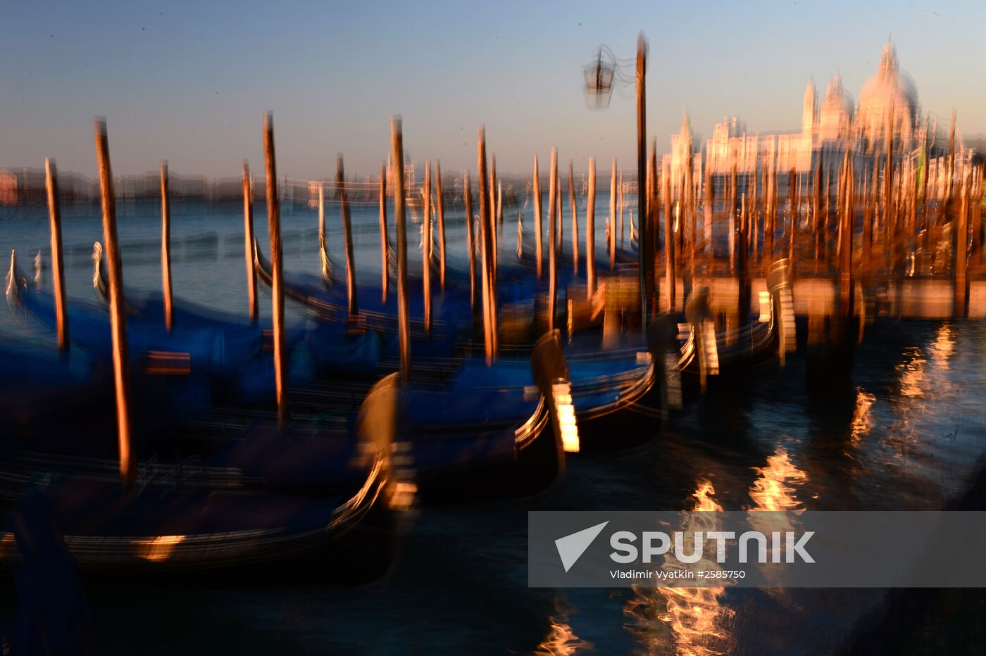 Cities of the world. Venice