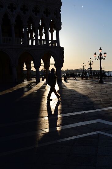 Cities of the world. Venice