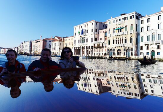 Cities of the world. Venice