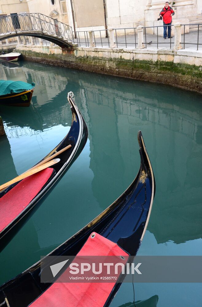 Cities of the world. Venice