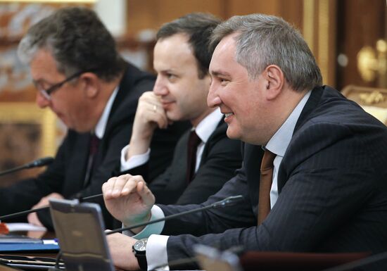 Russian Prime Minister Dmitry Medvedev chairs Government meeting