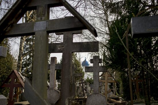 St. Genevieve-des-Bois Cemetery in France