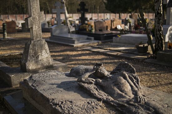 St.Genevieve-des-Bois Russian Cemetery in France