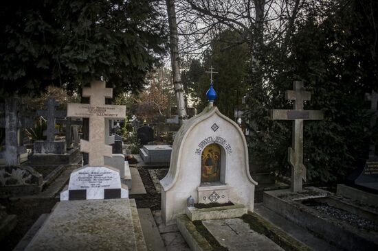 St.Genevieve-des-Bois Russian Cemetery in France