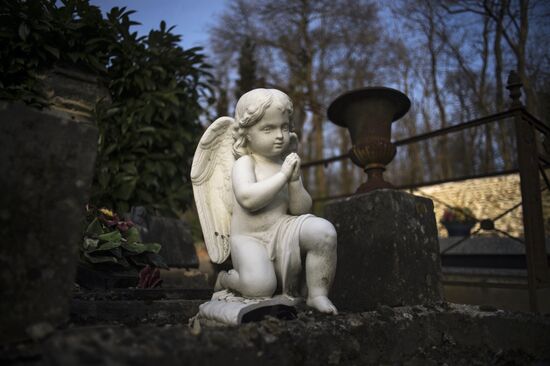 St.Genevieve-des-Bois Russian Cemetery in France