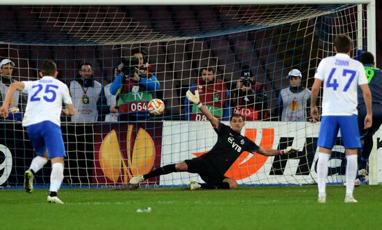 Football. Europa League. Napoli vs Dynamo