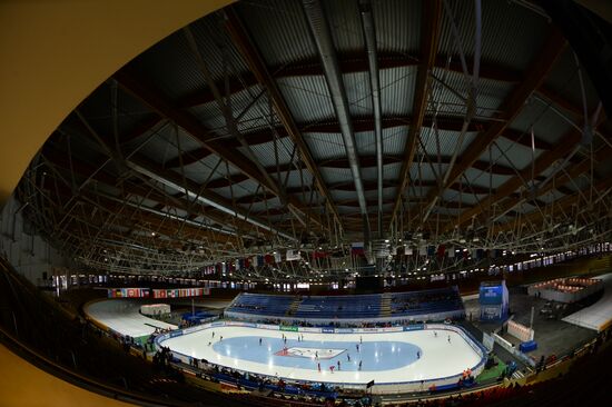 World Short Track Speed Skating Championships. Day One