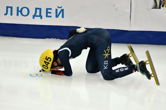 World Short Track Speed Skating Championships. Day One