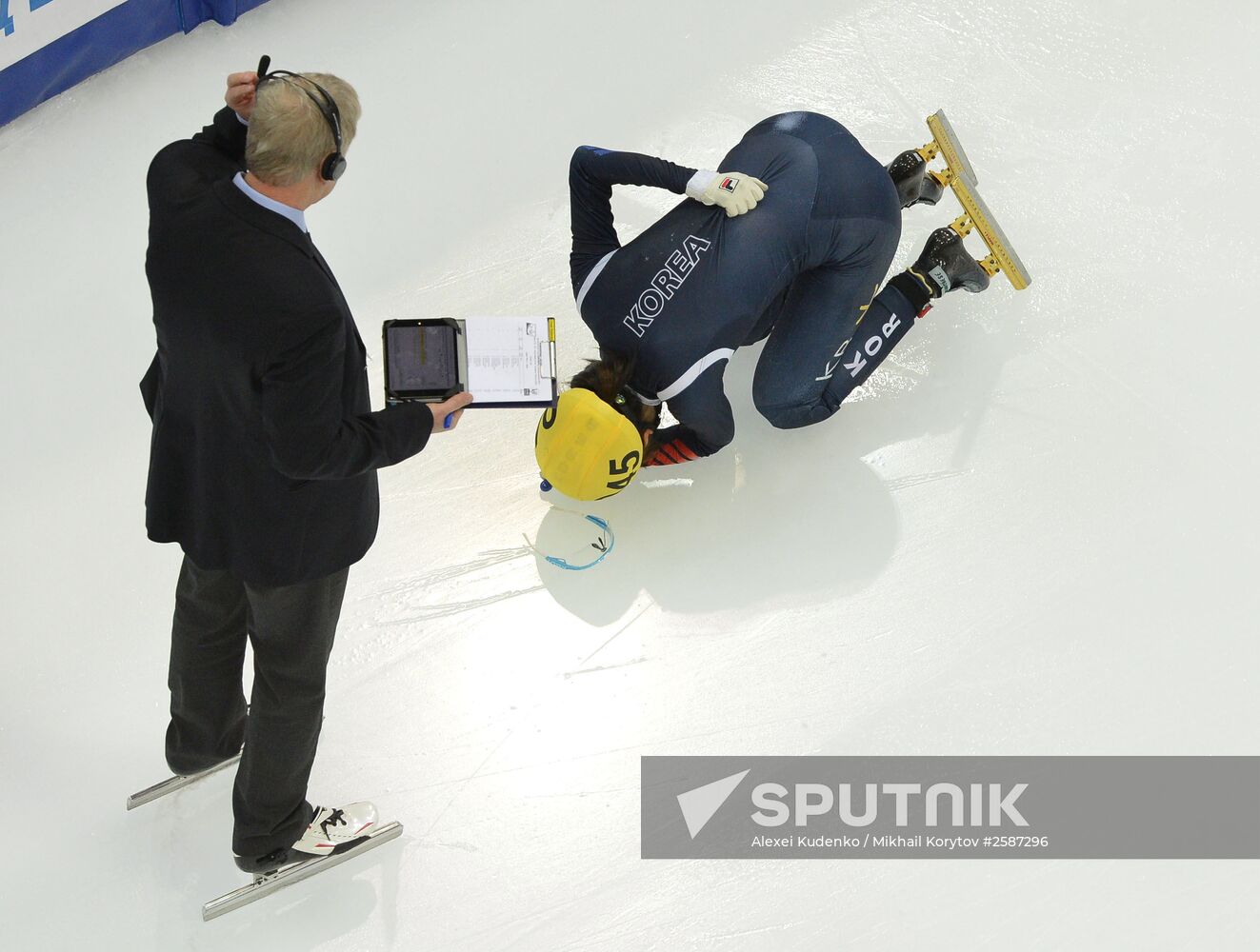 World Short Track Speed Skating Championships. Day One