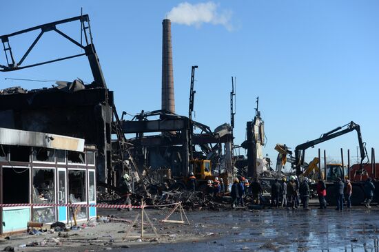 Wreckages removed at fire site in Admiral trade center in Kazan