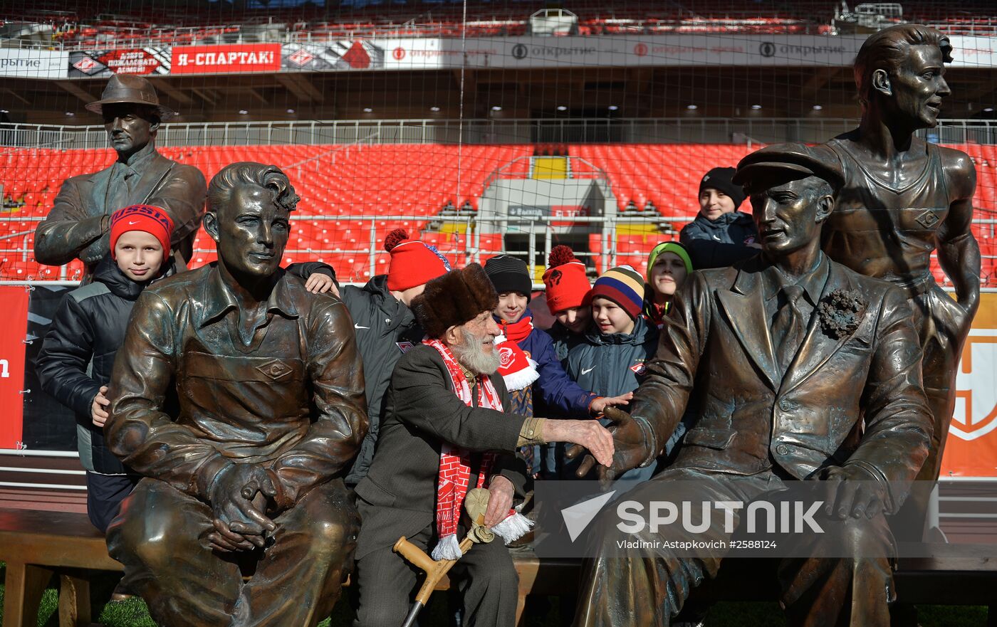 FC Spartak oldest fan visits the club's stadium