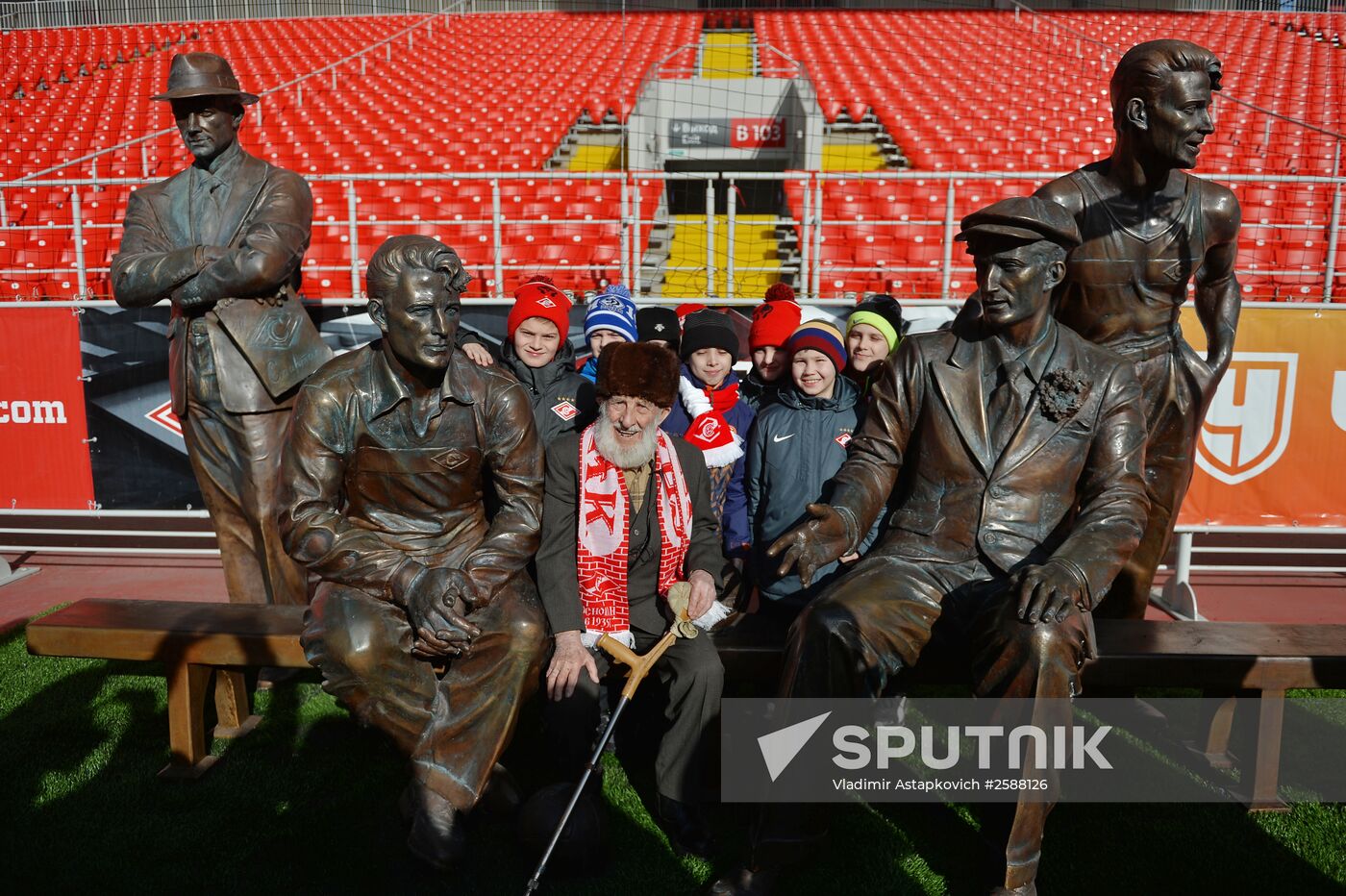 FC Spartak oldest fan visit the club's stadium