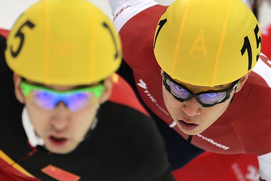 World Short Track Speed Skating Championships. Day Three